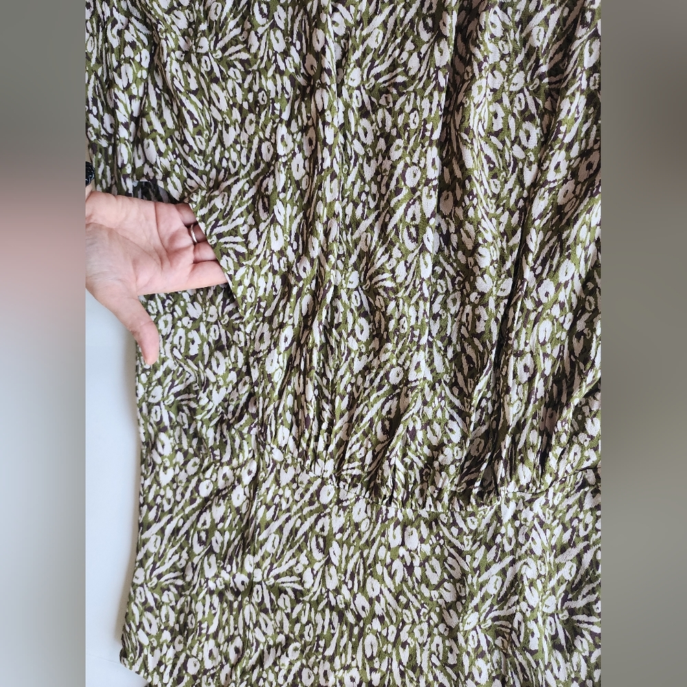 Garnet Hill Floral Olive Green Dress with Pockets Size 4 - Picture 3 of 7